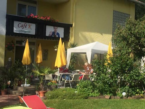 Cafe K - der Glücksgarten