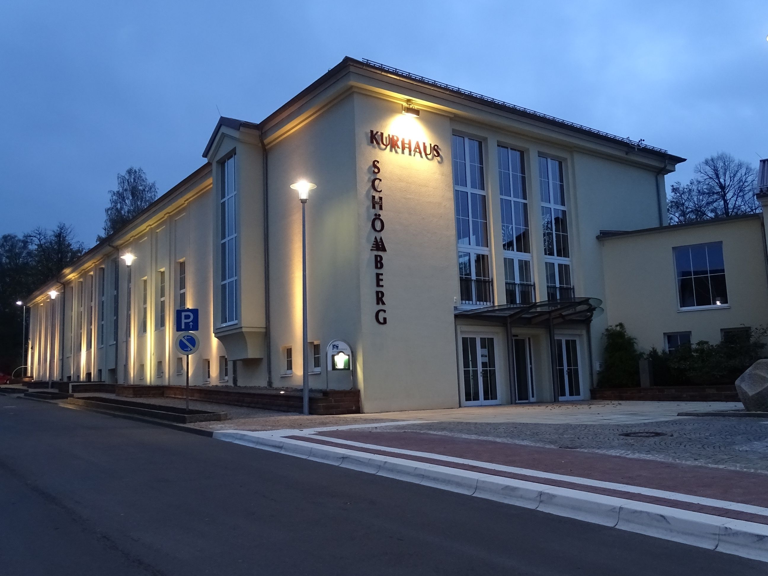 Kurhaus bei  Nacht